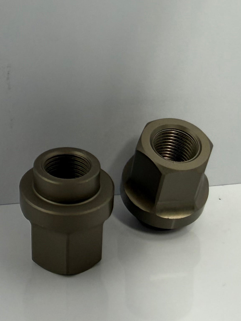 1/2-20 Light Weight Aluminum Short shank style lug nuts