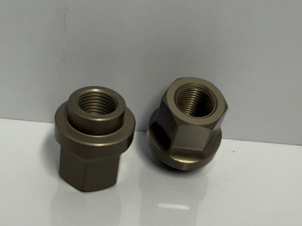 1/2-20 Light Weight Aluminum Short shank style lug nuts