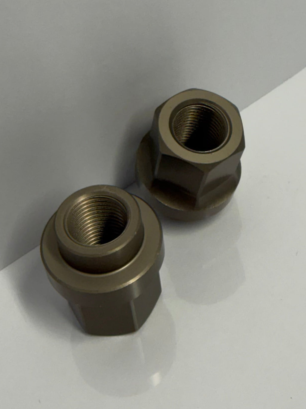 1/2-20 Light Weight Aluminum Short shank style lug nuts