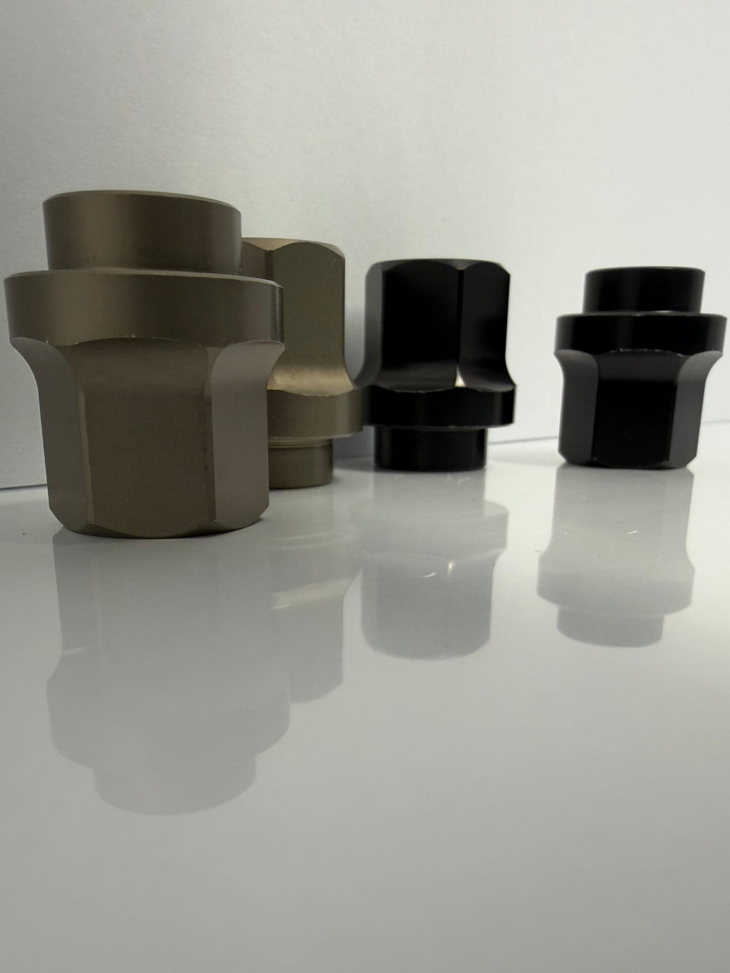 1/2-20 Light Weight Aluminum Short shank style lug nuts