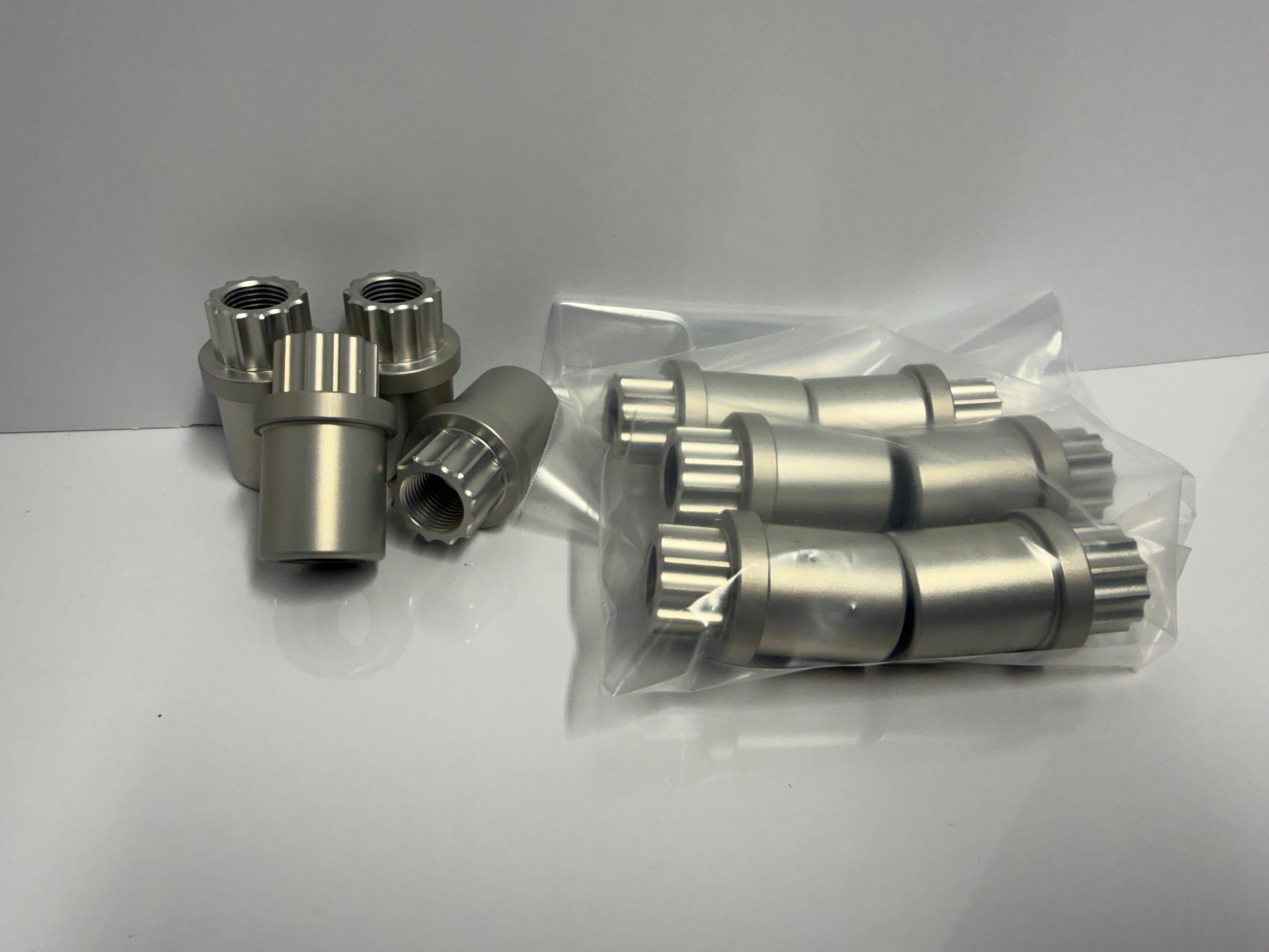 5/8-18 Billet one piece 12 point lug nuts
